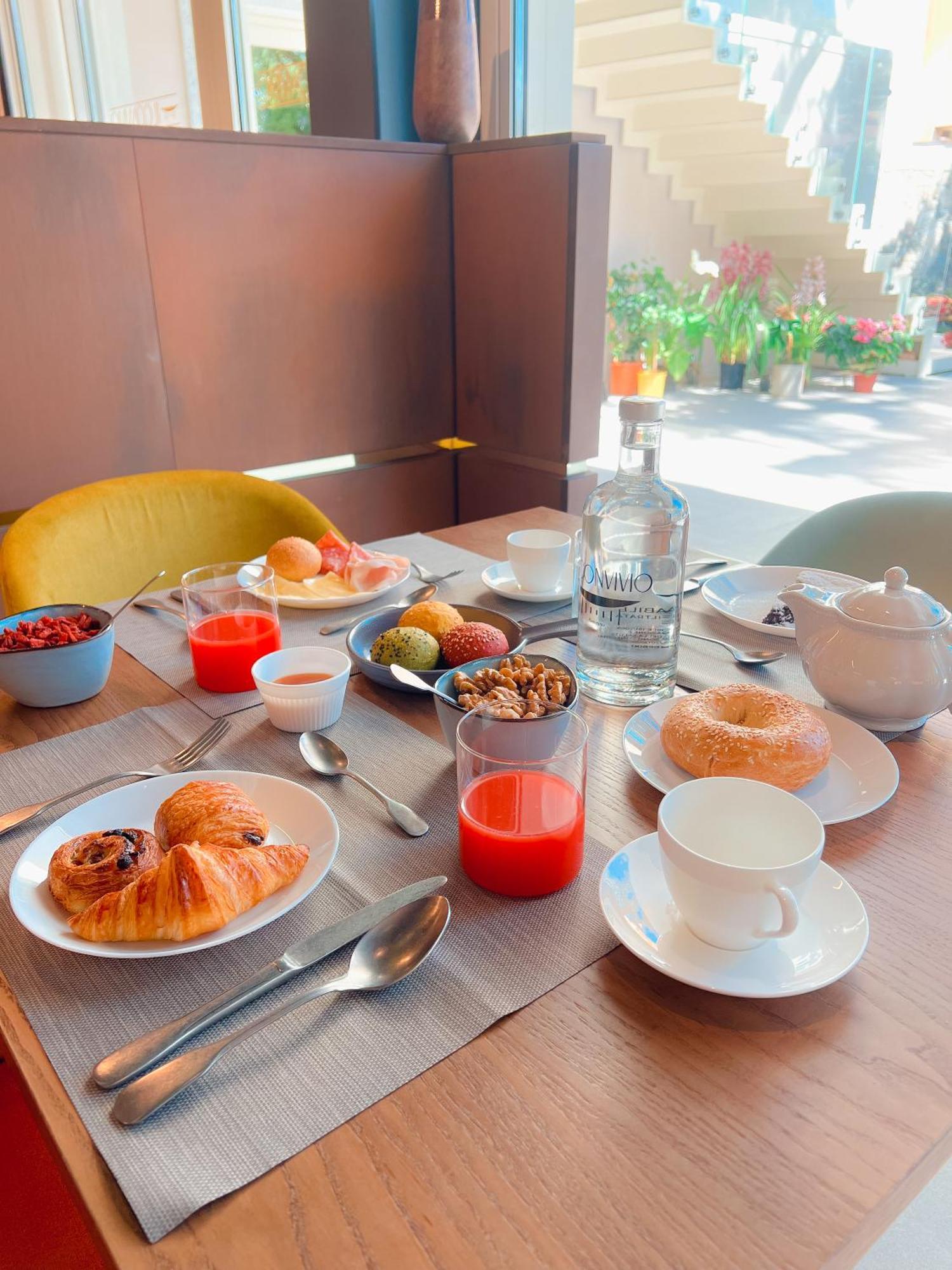 Doride Suites Boutique Hotel Marina Di Carrara Buitenkant foto